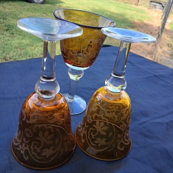 amber goblet glasses - Picture 1 of 2